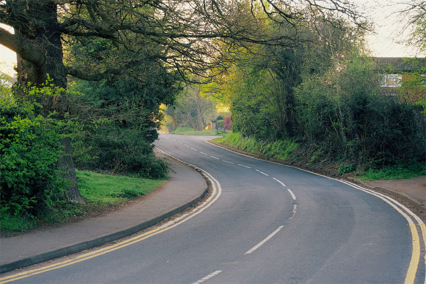 Oneplace2save removals and storage work in Hertfordshire